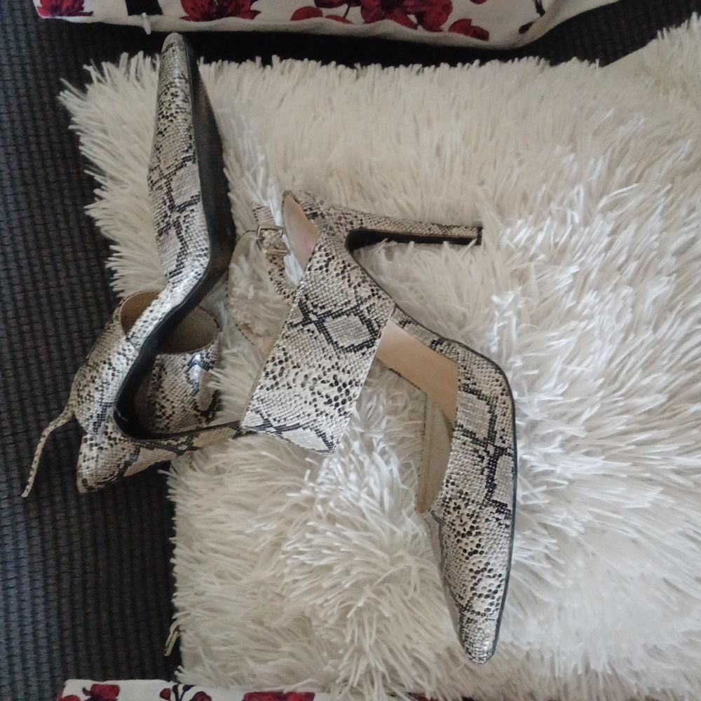 Python Print Shoes - image 1